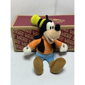 Walt Disney Goofy  Super Soft‎ 9" Plush Stuff Animal Vgt Just Play Llc Vintage